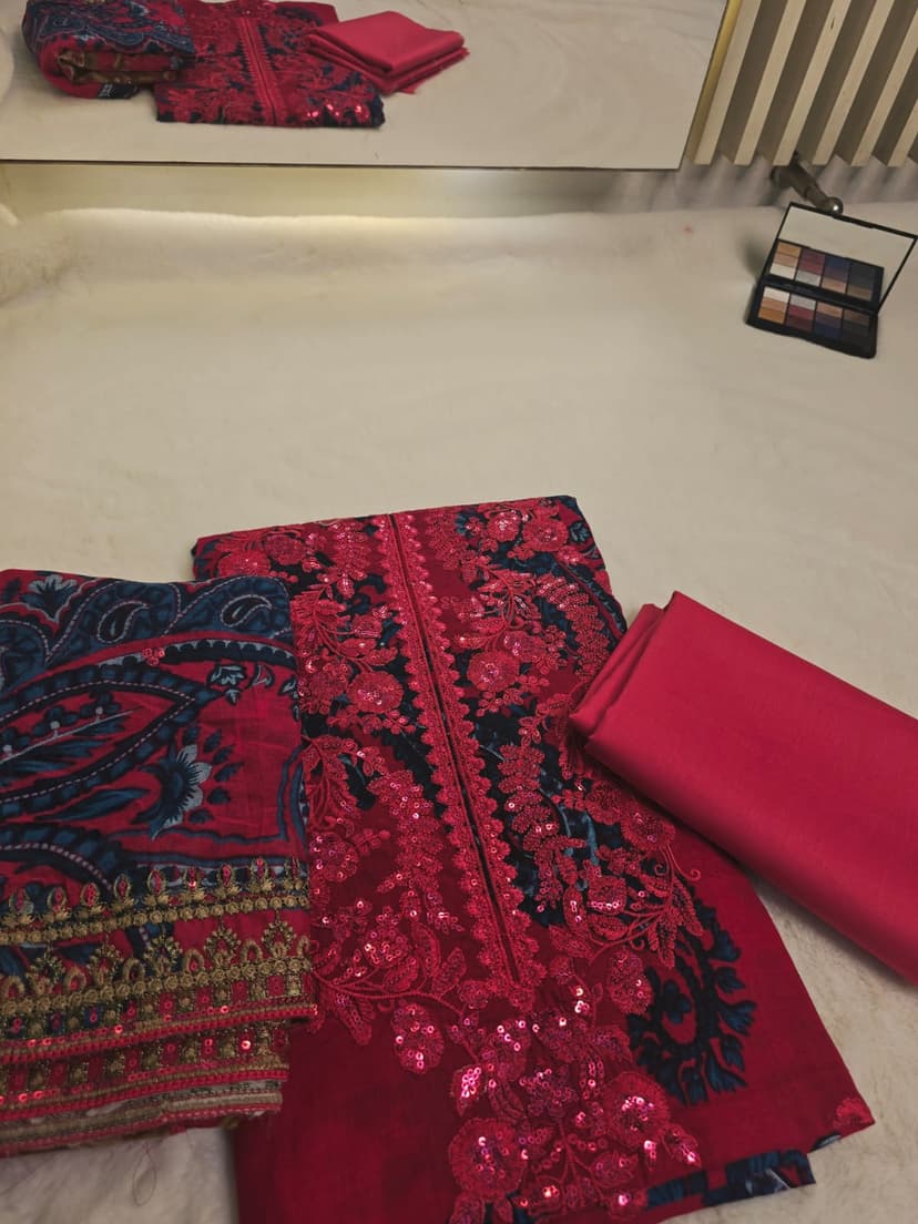 Charizma Vasal Inspired  718dm Magenta